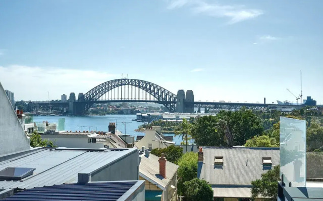 Balmain Family Tranquility - Harbour Views