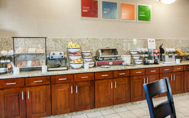 Comfort Inn Portland Hotel