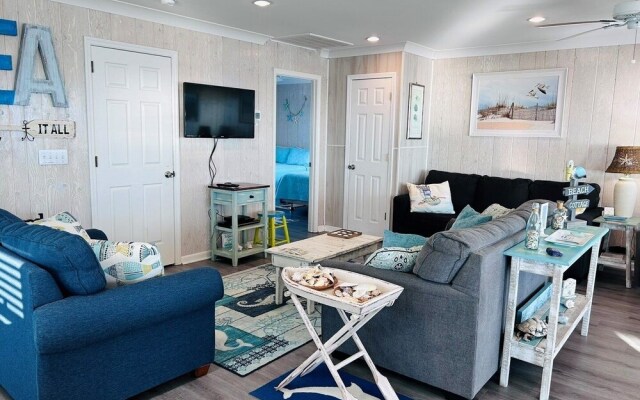 Sea It All 2 Bedroom Home by RedAwning