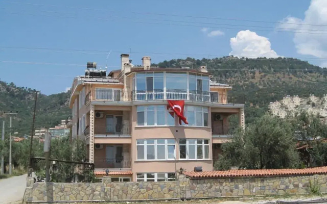 Koza Yali Apart Hotel