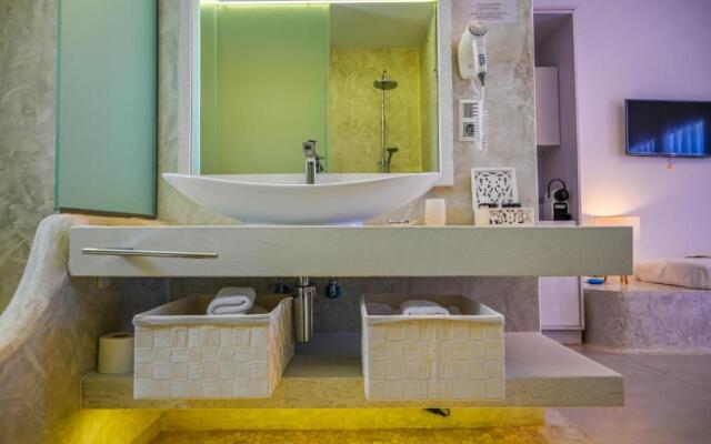 Schinoza Luxury Suites