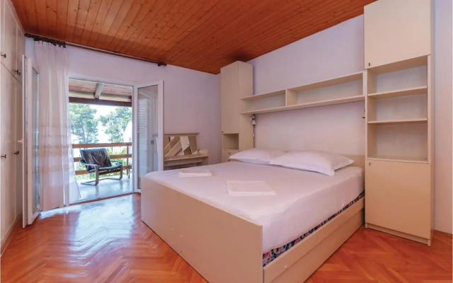 Two-Bedroom Apartment in Jadrija