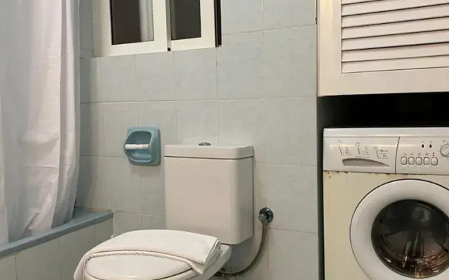 Sea and sun Views 2bd Apt Marsalforn Gozo