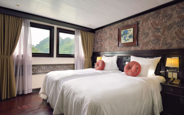 Paradise Sails Cruise Ha Long