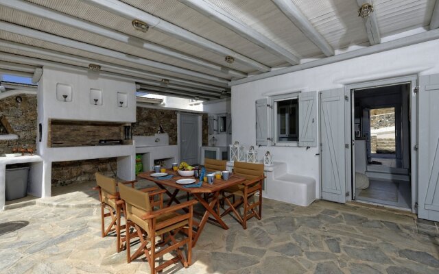 Luxurious Villa in Mykonos with Swimming Pool