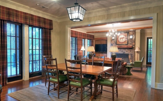 Bright's Creek Lodge