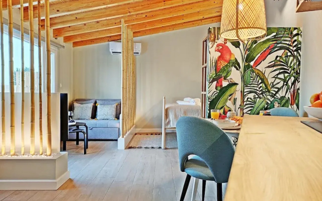 Sea & Cliff Luxury Suites byCorfuescapes