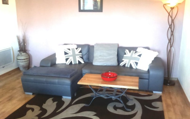 Jasmin House