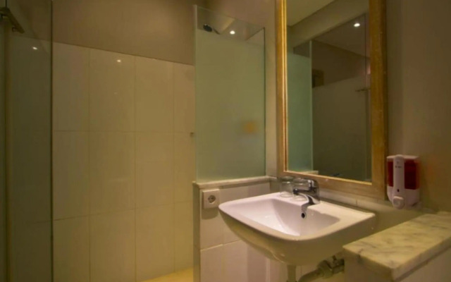 OYO 2854 COZY B&B Seminyak