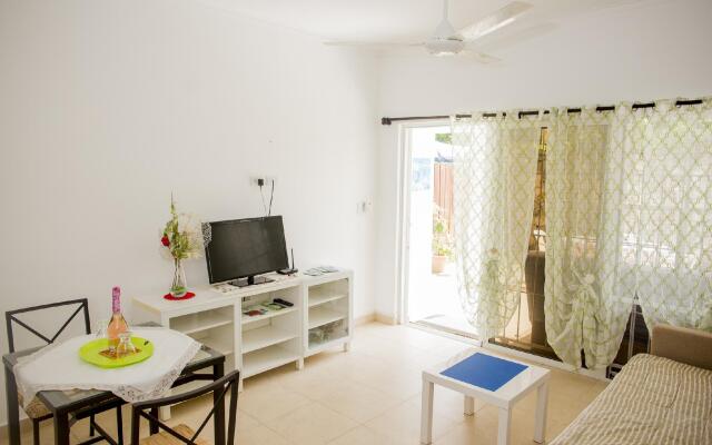 Bela Villa Apartment with Garden Views IDA 103