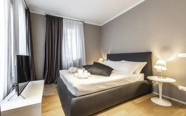 Rialto Canal View Deluxe R&R