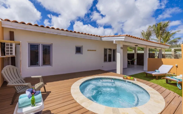 NEW 1BR Apartment Private Pool