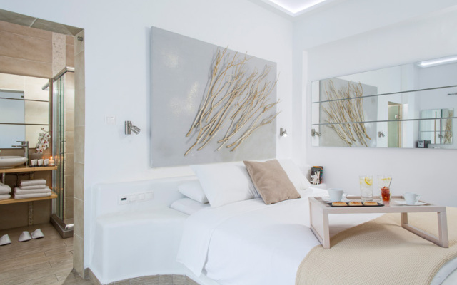 Luxury Bon Hotel