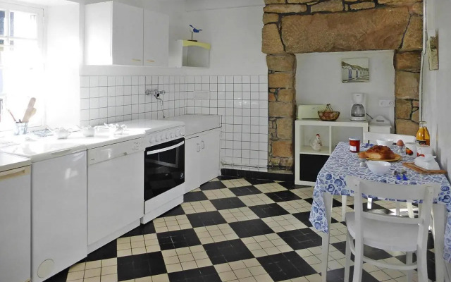 Charming, Breton Holiday Home In Arzon