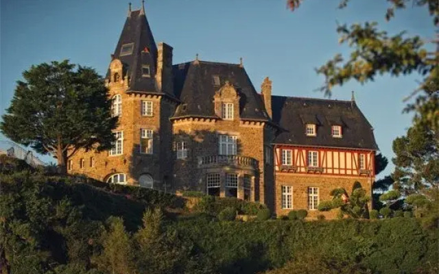 CHâTEAU RICHEUX