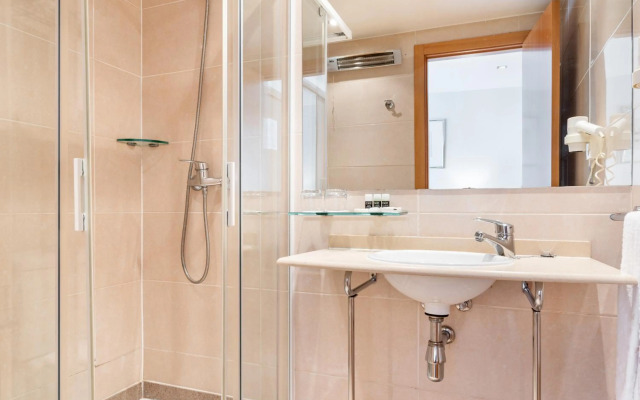 Hotel Exe Puerta de San Pedro