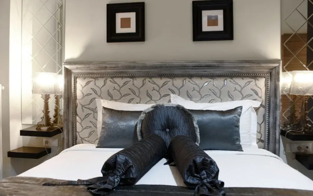 Narcissus Luxury Apt Must