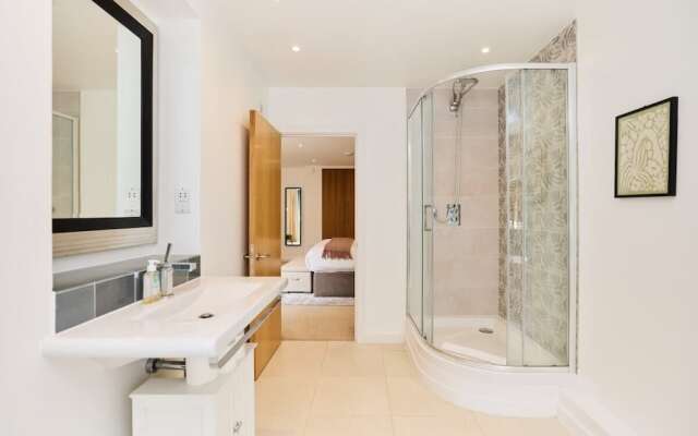 The Putney Wonder - Dazzling 3bdr Flat With Garden