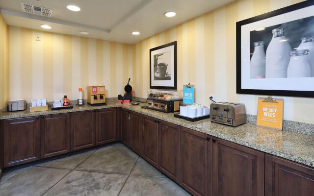 Hampton Inn & Suites Tucson-Mall