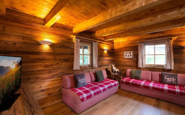 Chalet in St. Martin With Sauna & Mountain Views