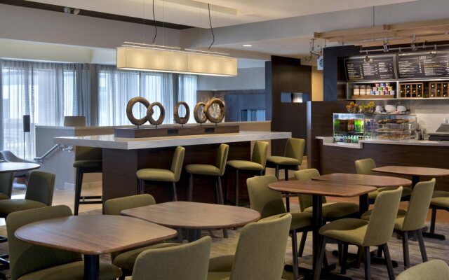 Courtyard by Marriott Norwalk