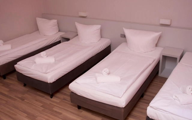 Colour Hotel