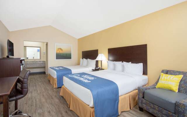 Days Inn by Wyndham Lake City