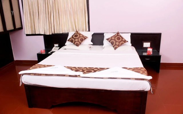 OYO 1916 Hotel Suhashini Palace