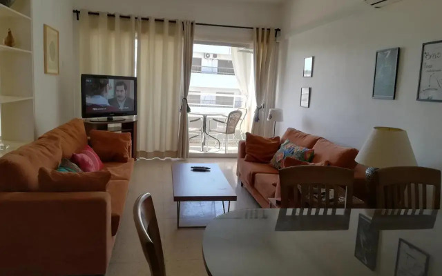 Sevi's Place, 3 Bedroom Flat, 110 s.m