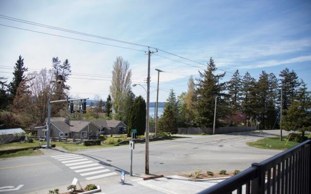 Pacific Point Market & Suites