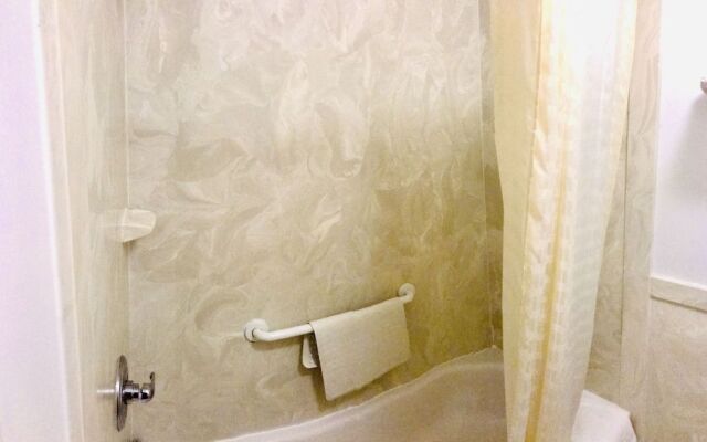 America's Best Inn and Suites Flowood