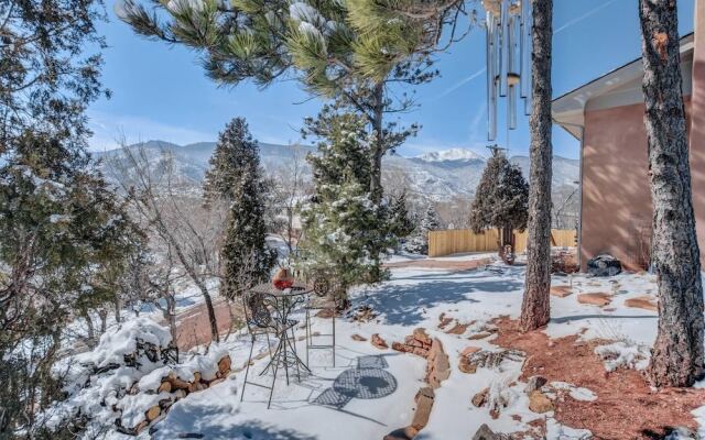 4BR Mtn Viewsgarden of the Godshot Tub, Firepit