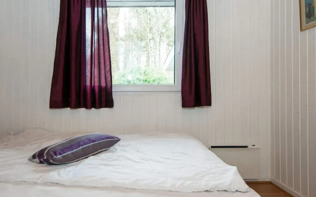 10 Person Holiday Home in Ronde