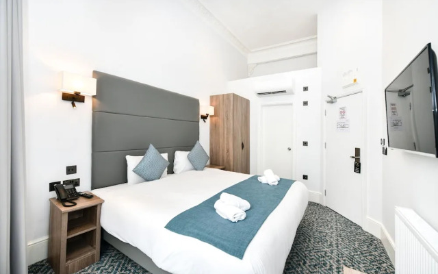 The Chapter Hotels - J Hyde Park