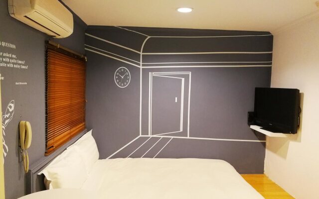 Long Holiday Inn
