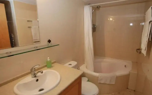Colony Suites - Levant Apartment