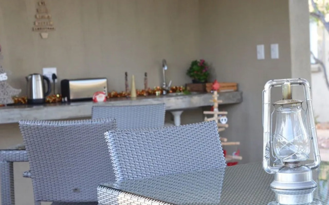 The Baobab Bush Lodge