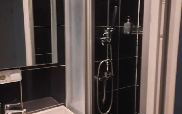 Charming 1BR Apartment In Top Location