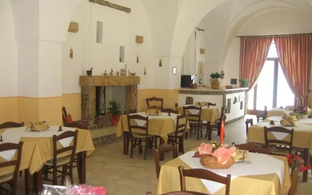 Azienda Agrituristica Masseria La Verna