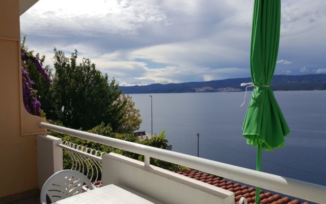 Apartment Nina - sea view family apartments A1Donji Celina Zavode, Riviera Omis