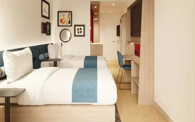 Hampton By Hilton Malaga Martiricos