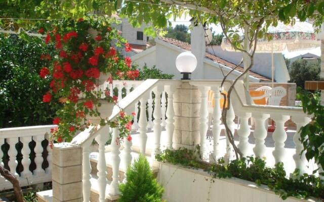 Romantic Apartment With Sea View Vinišće, Dalmatia
