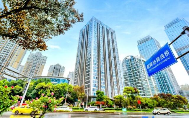 Yating Boutique Hotel (Chongqing Xinpaifang Fortune Center Branch)