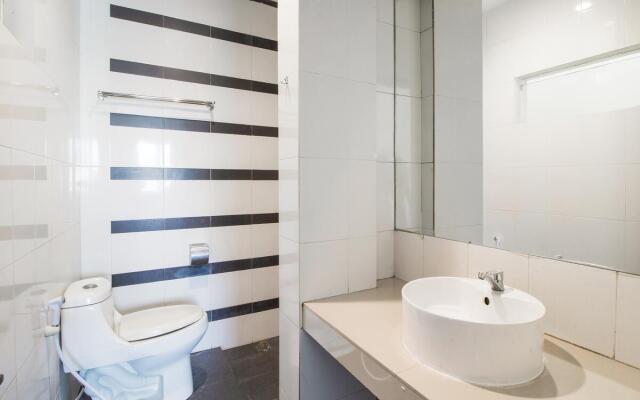 OYO Flagship 3753 Cassa Dua Hotel