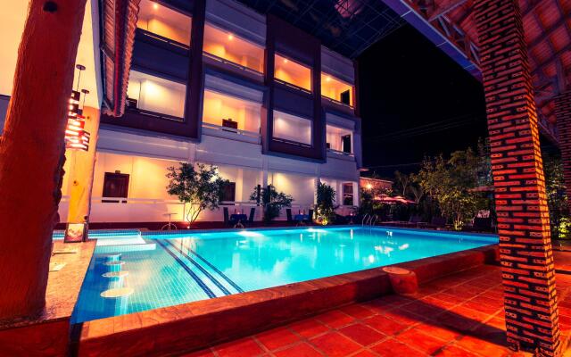 Yanathyna Ochheuteal Hotel
