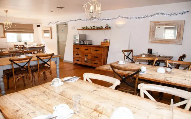The Rooms at the Nook