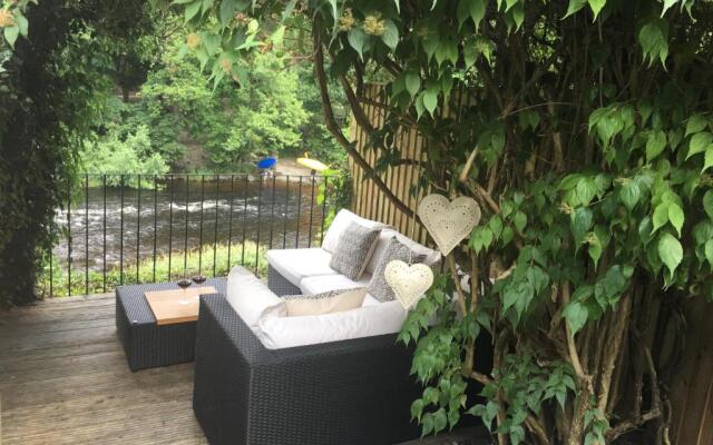 Riverside Suites Llangollen