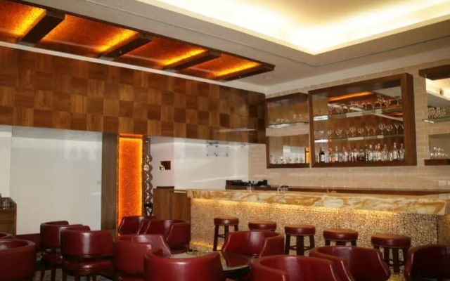 Hotel Saffron Kiran