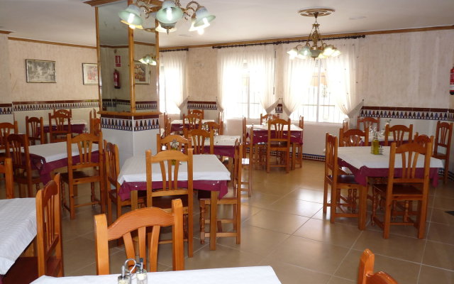 Hostal Rural Montual