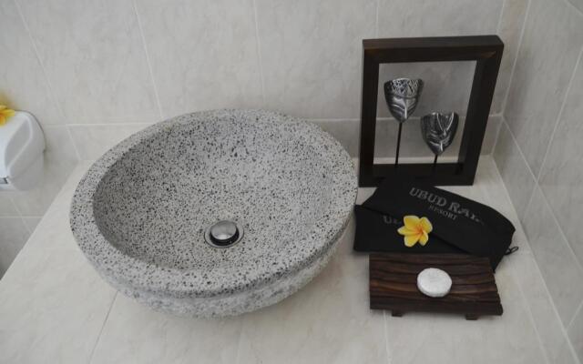 Ubud Raya Hotel
